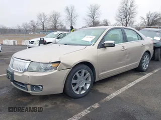 2007 Lincoln MKZ z VIN 3LNHM28T57R612489, wystawiony jako IAAI lot #41675640 z przebiegiem 135 330 mil mil oraz . Historia ofert i sprzedaży dostępna na DreamBid. Obrazek 6.