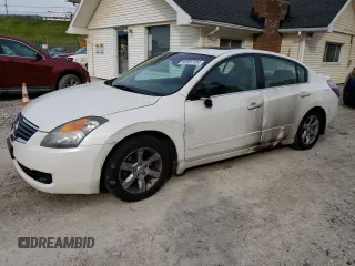 2008 Nissan Altima 2.5 SL with VIN 1N4AL21E08N525176, listed as a Copart auction lot 60597704 with 158,998 mi miles and Salvage Title. Bid and sale history available at carsss.com. Image 1.