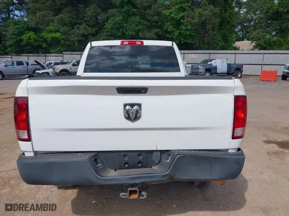 2018 Ram 2500 Tradesman with VIN 3C6UR4CJ4JG306531, listed as a IAAI auction lot 42071900 with 199,796 mi miles. Bid and sale history available at carsss.com. Image 16.