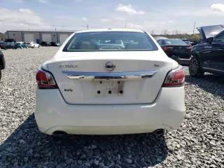 2015 Nissan Altima 2.5 SV with VIN 1N4AL3AP7FC131142, listed as a Copart auction lot 53707845 with 236,238 mi miles and Salvage Title. Bid and sale history available at carsss.com. Image 6.
