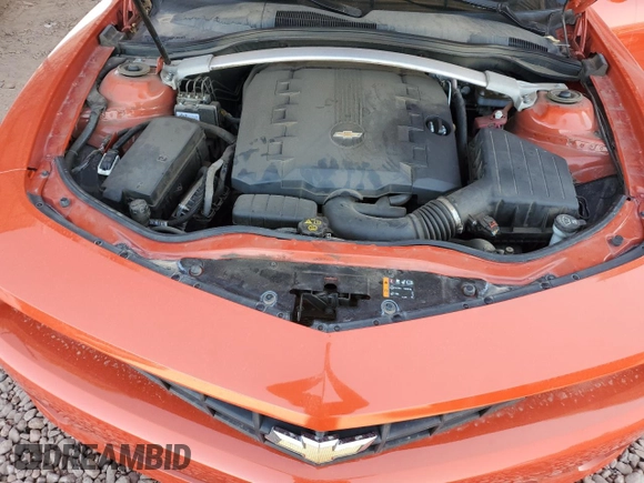 2013 Chevrolet Camaro LT z VIN 2G1FC3D3XD9222136, wystawiony jako Copart lot #48553255 z przebiegiem 51 626 mil mil oraz Szkoda całkowita • Salvage title. Historia ofert i sprzedaży dostępna na DreamBid. Obrazek 11.