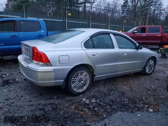2005 Volvo S60 with VIN YV1RH592352470403, listed as a Copart auction lot 78611684 with 165,550 mi miles and Salvage Title. Bid and sale history available at carsss.com. Image 3.