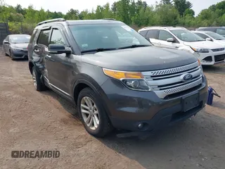 2015 Ford Explorer XLT z VIN 1FM5K8D86FGC55407, wystawiony jako IAAI lot #42396425 z przebiegiem 161 345 mil mil oraz . Historia ofert i sprzedaży dostępna na DreamBid. Obrazek 13.