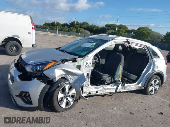 2021 Kia Niro LX with VIN KNDCB3LC4M5479000, listed as a IAAI auction lot 41257636 with 125,967 mi miles. Bid and sale history available at carsss.com. Image 6.
