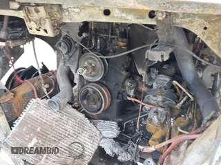 2002 Ford F-350 XL with VIN 1FTSX31F92EC56426, listed as a IAAI auction lot 41711103 with Not provided miles and . Bid and sale history available at DreamBid. Image 10.