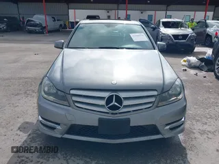 2013 Mercedes-Benz C 300 Sport с VIN WDDGF8AB2DR242498, выставлен на аукционе IAAI как лот 42588574 с пробегом 143 898 миль миль и . История ставок и продаж доступна на DreamBid. Изображение 12.