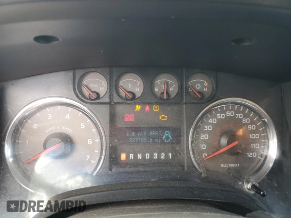 2010 Ford F-150 XL с VIN 1FTFX1EV8AFB97918, выставлен на аукционе Copart как лот 62722895 с пробегом 227 105 миль миль и Чистый • Clean title. История ставок и продаж доступна на DreamBid. Изображение 9.
