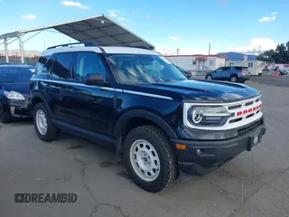 2023 Ford Bronco Sport Heritage z VIN 3FMCR9G61PRD10696, wystawiony jako IAAI lot #41220152 z przebiegiem 16 225 mil mil oraz . Historia ofert i sprzedaży dostępna na DreamBid. Obrazek 1.
