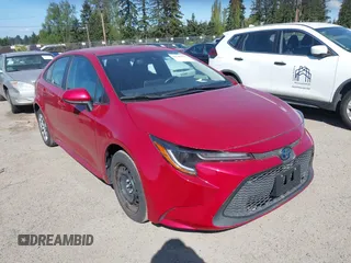 2021 Toyota Corolla LE with VIN 5YFEPMAE2MP180273, listed as a IAAI auction lot 42100956 with 32,168 mi miles. Bid and sale history available at carsss.com. Image 1.