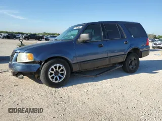 2004 Ford Expedition XLS with VIN 1FMRU13W34LB90605, listed as a Copart auction lot 70631684 with 0 mi miles and Salvage Title. Bid and sale history available at carsss.com. Image 1.