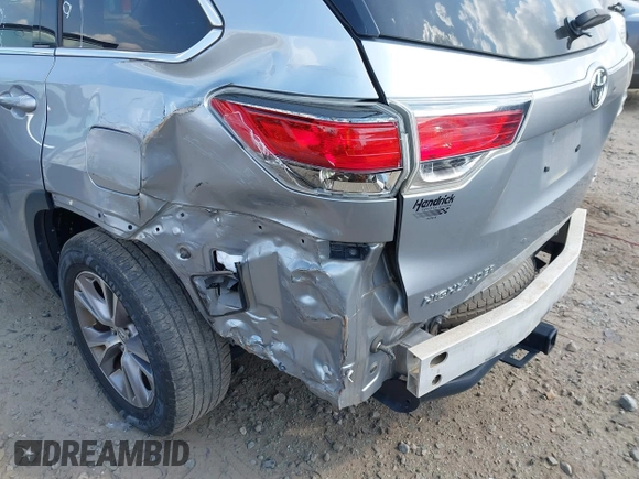 2014 Toyota Highlander XLE z VIN 5TDKKRFH1ES036742, wystawiony jako IAAI lot #42167218 z przebiegiem 165 837 mil mil oraz . Historia ofert i sprzedaży dostępna na DreamBid. Obrazek 6.
