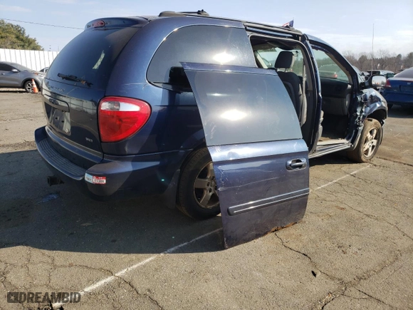2006 Dodge Grand Caravan SXT with VIN 2D8GP44L26R659848, listed as a Copart auction lot 48789945 with 208,482 mi miles and Salvage Title. Bid and sale history available at carsss.com. Image 3.