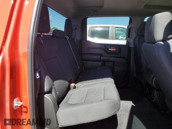 2020 Chevrolet Silverado 1500 Custom with VIN 3GCPWBEK9LG336880, listed as a Copart auction lot 48061365 with 92,820 mi miles and Salvage Title. Bid and sale history available at carsss.com. Image 10.