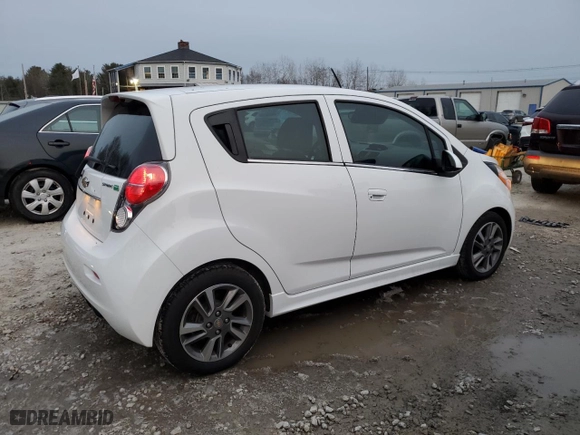 2015 Chevrolet Spark EV LT with VIN KL8CL6S0XFC771036, listed as a Copart auction lot 83485284 with 39274 miles and Salvage Title. Bid and sale history available at carsss.com. Image 3.