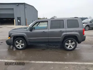 2017 Jeep Patriot High Altitude with VIN 1C4NJRFB8HD206087, listed as a IAAI auction lot 41464234 with 96,345 mi miles. Bid and sale history available at carsss.com. Image 14.
