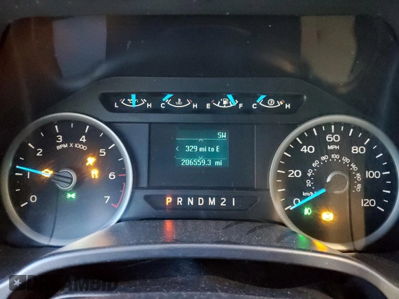 2017 Ford F-150 XL with VIN 1FTEW1CF3HFC04617, listed as a Copart auction lot 88091065 with 206,559 mi miles and Salvage title. Bid and sale history available at DreamBid. Image 9.