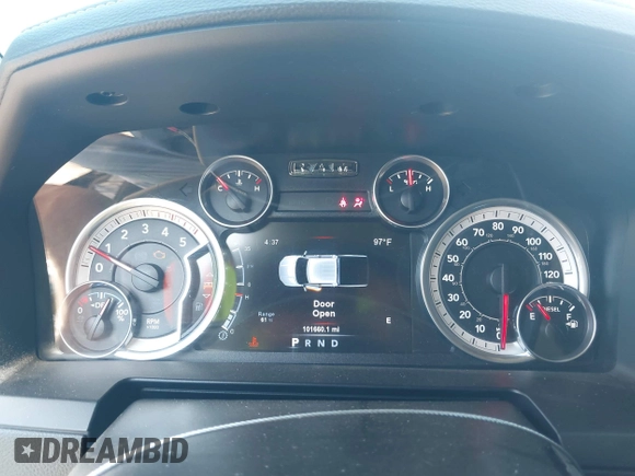 2015 Ram 2500 Laramie z VIN 3C6UR5FL6FG708769, wystawiony jako IAAI lot #42299173 z przebiegiem 101 660 mil mil oraz . Historia ofert i sprzedaży dostępna na DreamBid. Obrazek 7.