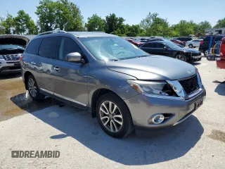 2015 Nissan Pathfinder S with VIN 5N1AR2MN2FC664881, listed as a Copart auction lot 61437605 with 168,119 mi miles and Clean title. Bid and sale history available at DreamBid. Image 4.