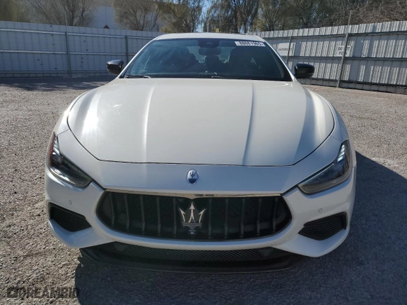 2022 Maserati Ghibli Modena with VIN ZAM57YSM9N1389640, listed as a Copart auction lot 88081965 with 22,638 mi miles and Salvage Title. Bid and sale history available at carsss.com. Image 5.