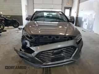 2018 Hyundai Sonata Hybrid SE with VIN KMHE24L33JA080110, listed as a Copart auction lot 61442173 with 43,398 mi miles. Bid and sale history available at carsss.com. Image 5.