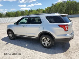 2019 Ford Explorer XLT z VIN 1FM5K8D89KGA67507, wystawiony jako Copart lot #53169065 z przebiegiem 103 667 mil mil oraz Czysty tytuł • Clean title. Historia ofert i sprzedaży dostępna na DreamBid. Obrazek 2.