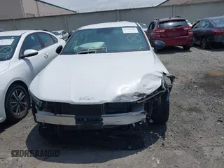2023 Kia K5 GT-Line z VIN 5XXG64J25PG220733, wystawiony jako IAAI lot #42109640 z przebiegiem 30 917 mil mil oraz . Historia ofert i sprzedaży dostępna na DreamBid. Obrazek 13.
