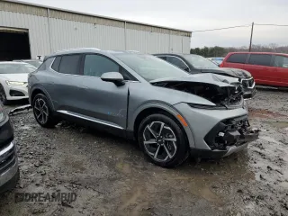 2024 Chevrolet Equinox EV LT z VIN 3GN7DLRPXRS254283, wystawiony jako Copart lot #82341894 z przebiegiem Nie podano mil oraz Szkoda całkowita • Salvage title. Historia ofert i sprzedaży dostępna na DreamBid. Obrazek 4.