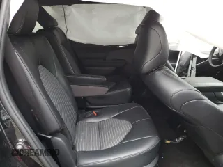 2024 Toyota Highlander LE z VIN 5TDKDRAH5RS536524, wystawiony jako Copart lot #58688105 z przebiegiem Nie podano mil oraz Czysty tytuł • Clean title. Historia ofert i sprzedaży dostępna na DreamBid. Obrazek 11.