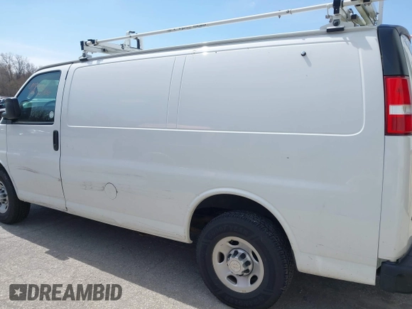 2019 Chevrolet Express Cargo Van with VIN 1GCWGAFP6K1240800, listed as a IAAI auction lot 41849366 with 59,540 mi miles. Bid and sale history available at carsss.com. Image 13.
