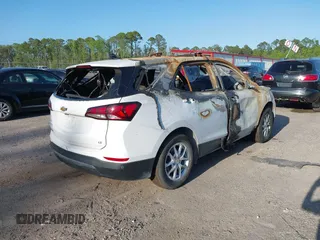 2024 Chevrolet Equinox LT with VIN 3GNAXKEG8RL135767, listed as a IAAI auction lot 41942227 with 1 mi miles. Bid and sale history available at carsss.com. Image 4.