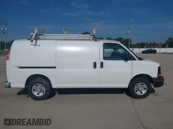 2014 Chevrolet Express Cargo with VIN 1GCWGFCA5E1121007, listed as a IAAI auction lot 42505878 with 178,916 mi miles and . Bid and sale history available at DreamBid. Image 13.