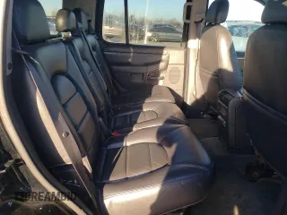 2003 Ford Explorer Limited с VIN 1FMDU75W83UA44235, выставлен на аукционе Copart как лот 82143684 с пробегом 215 664 миль миль и Списание • Salvage title. История ставок и продаж доступна на DreamBid. Изображение 12.