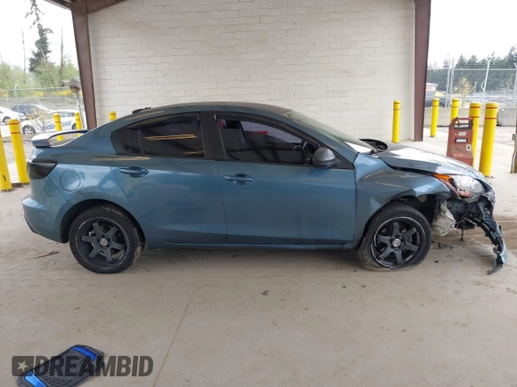 2010 Mazda 3 i Sport with VIN JM1BL1SG9A1113229, listed as a IAAI auction lot 42140918 with 155,040 mi miles and . Bid and sale history available at carsss.com. Image 14.