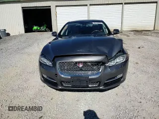 2016 Jaguar XJ Portfolio с VIN SAJWJ2GD5G8V94965, выставлен на аукционе Copart как лот 75716224 с пробегом 85 691 миль миль и Списание • Salvage title. История ставок и продаж доступна на DreamBid. Изображение 13.