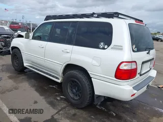 2004 Lexus LX 470 z VIN JTJHT00W043543915, wystawiony jako IAAI lot #41902858 z przebiegiem 110 454 mil mil oraz . Historia ofert i sprzedaży dostępna na DreamBid. Obrazek 3.