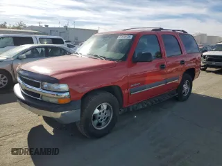 2002 Chevrolet Tahoe LS with VIN 1GNEC13V12R324266, listed as a Copart auction lot 87648155 with 204,118 mi miles and Salvage Title. Bid and sale history available at carsss.com. Image 1.