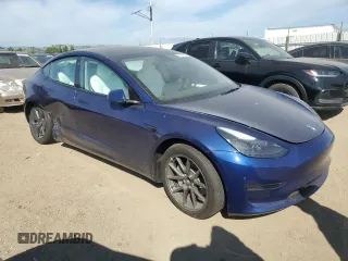 2023 Tesla Model 3 z VIN 5YJ3E1EA5PF547556, wystawiony jako Copart lot #52799655 z przebiegiem 5 242 mil mil oraz Szkoda całkowita • Salvage title. Historia ofert i sprzedaży dostępna na DreamBid. Obrazek 4.