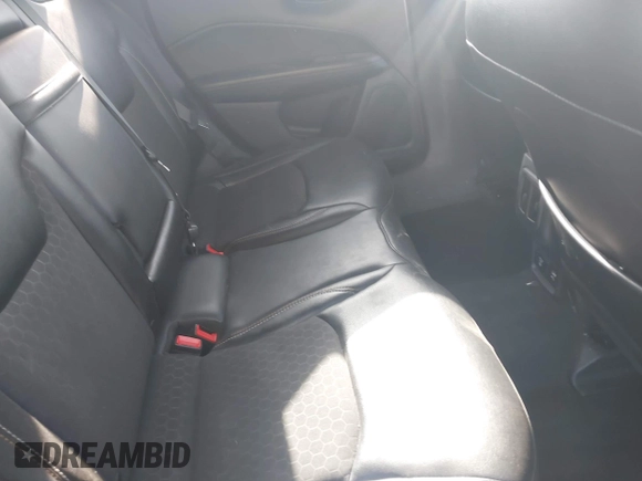 2018 Jeep Compass Latitude with VIN 3C4NJDBB2JT331384, listed as a IAAI auction lot 42293779 with 72,472 mi miles and . Bid and sale history available at DreamBid. Image 8.