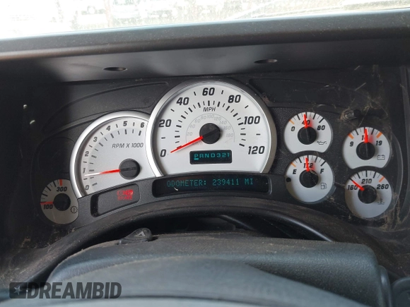 2003 Hummer H2 with VIN 5GRGN23U73H122756, listed as a IAAI auction lot 42194176 with 239,411 mi miles. Bid and sale history available at carsss.com. Image 7.