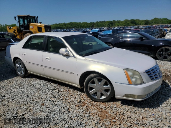 2007 Cadillac DTS Luxury I with VIN 1G6KD57YX7U178719, listed as a Copart auction lot 52872445 with 117,265 mi miles and Salvage Title. Bid and sale history available at DreamBid. Image 4.
