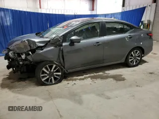 2023 Nissan Versa SV z VIN 3N1CN8EV6PL859904, wystawiony jako Copart lot #59127765 z przebiegiem 39 570 mil mil oraz Szkoda całkowita • Salvage title. Historia ofert i sprzedaży dostępna na DreamBid. Obrazek 1.