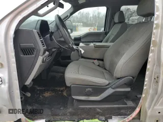 2018 Ford Super Duty F-250 SRW XL with VIN 1FT7W2B69JEC55051, listed as a Copart auction lot 44015115 with 73,111 mi miles and Salvage Title. Bid and sale history available at carsss.com. Image 7.