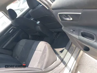 2017 Nissan Altima SV with VIN 1N4AL3AP9HC176781, listed as a IAAI auction lot 42308502 with 185,976 mi miles and . Bid and sale history available at DreamBid. Image 8.