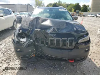 2019 Jeep Cherokee Trailhawk with VIN 1C4PJMBX6KD189200, listed as a Copart auction lot 72857494 with 98,329 mi miles and Clean Title. Bid and sale history available at DreamBid. Image 5.