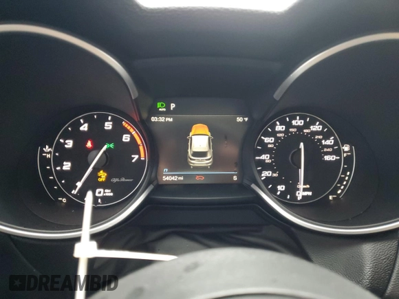 2020 Alfa Romeo Stelvio Ti z VIN ZASPAKBN9L7C94128, wystawiony jako Copart lot #56129775 z przebiegiem 54 042 mil mil oraz Szkody całkowita. Historia ofert i sprzedaży dostępna na DreamBid. Obrazek 9.
