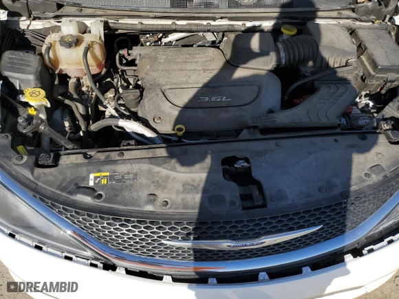 2018 Chrysler Pacifica Touring L with VIN 2C4RC1BG0JR233737, listed as a Copart auction lot 42822485 with NaN miles and Salvage Title. Bid and sale history available at carsss.com. Image 13.