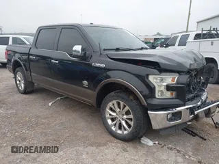 2015 Ford F-150 XLT z VIN 1FTEW1EGXFFB90251, wystawiony jako IAAI lot #42312917 z przebiegiem 136 503 mil mil oraz . Historia ofert i sprzedaży dostępna na DreamBid. Obrazek 1.