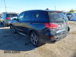 2017 BMW X5 xDrive50i z VIN 5UXKR6C56H0J83813, wystawiony jako IAAI lot #41398752 z przebiegiem 105 239 mil mil oraz . Historia ofert i sprzedaży dostępna na DreamBid. Obrazek 3.