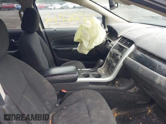 2014 Ford Edge SE with VIN 2FMDK4GC3EBA00739, listed as a IAAI auction lot 42506742 with 142,355 mi miles and . Bid and sale history available at DreamBid. Image 5.