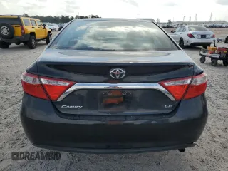 2015 Toyota Camry XLE z VIN 4T4BF1FKXFR482632, wystawiony jako Copart lot #53574545 z przebiegiem 123 253 mil mil oraz Szkoda całkowita • Salvage title. Historia ofert i sprzedaży dostępna na DreamBid. Obrazek 6.